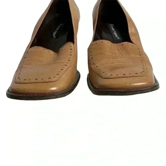 Etienne Aigner Women's Brown Leather Slip-On Wedge Heels Square Toe Size 9 - Picture 4 of 16